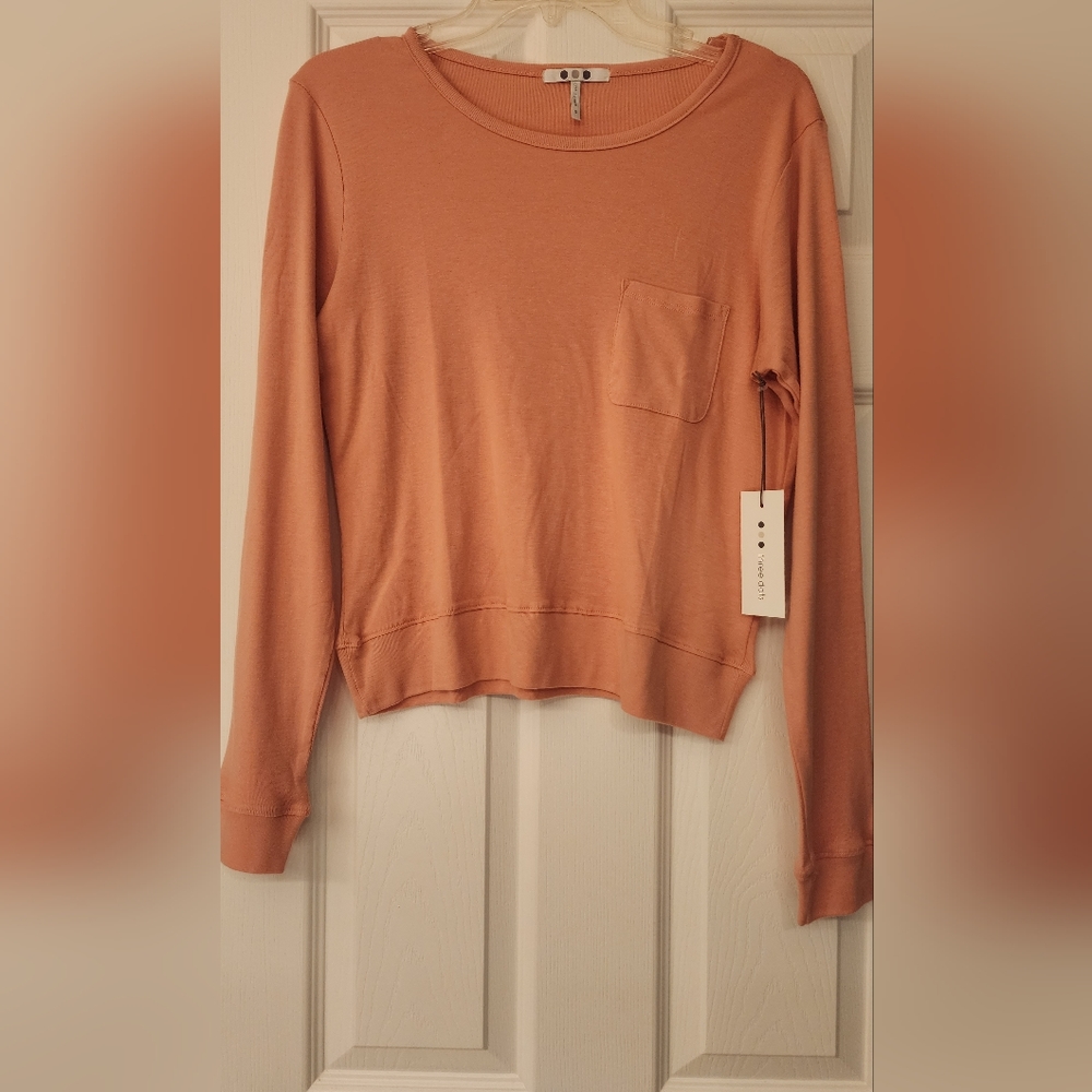 Three Dots Long Sleeve Scoopneck Top in orange Size SM - Picture 3 of 9